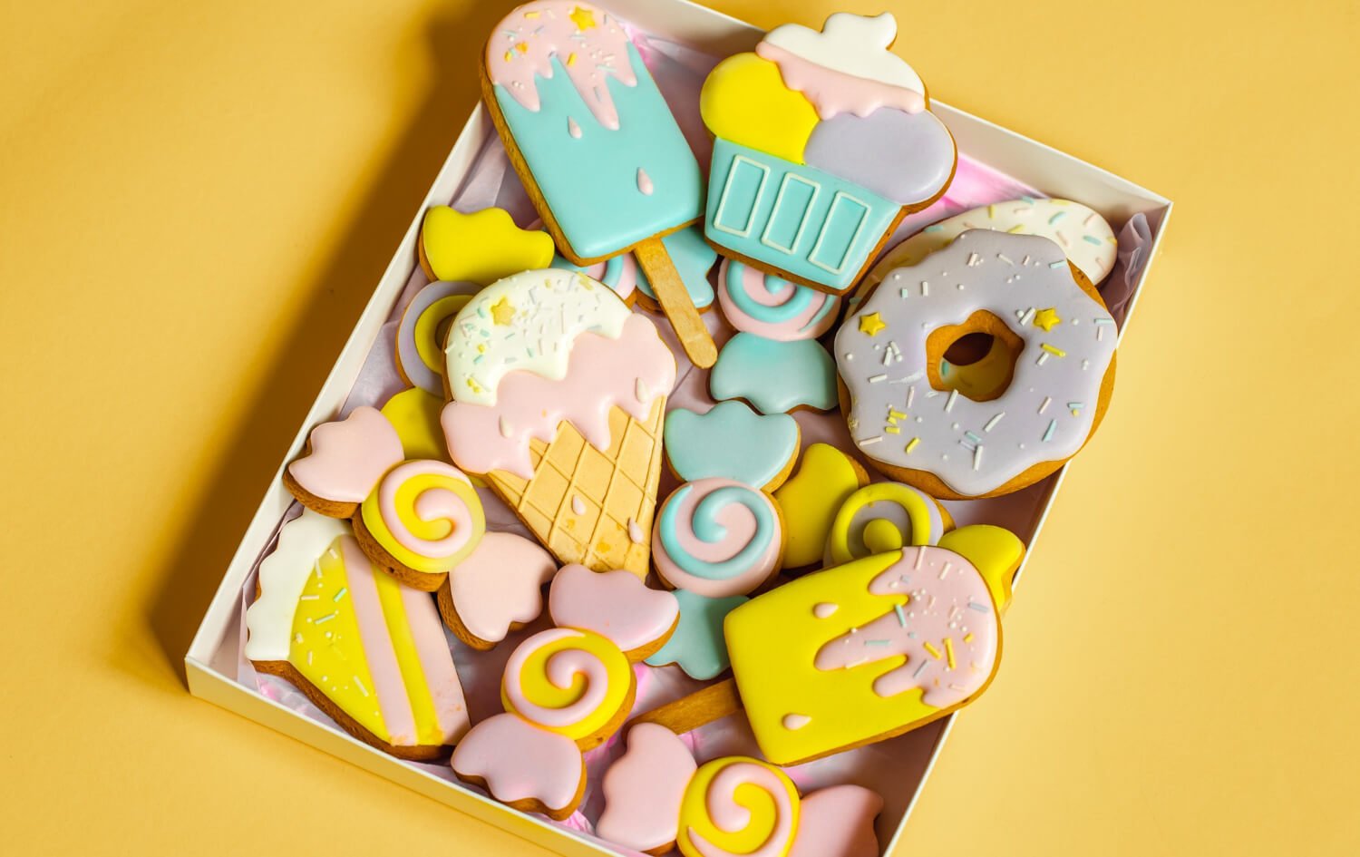 cookie confetti box with royal icing sugar cookies 